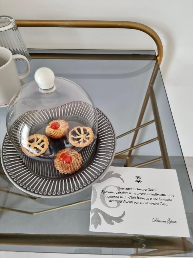 Dimora Giusti Bed & Breakfast เลชเช ภายนอก รูปภาพ